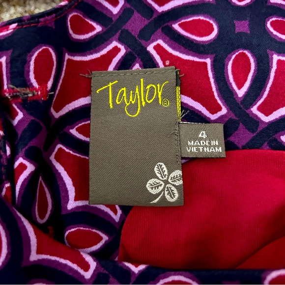 Taylor fit and flare mini dress. Pink and purple design. Size 4 - Picture 3 of 4